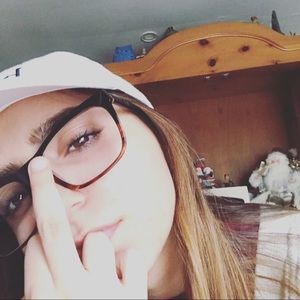 Meet your Posher, Marlene